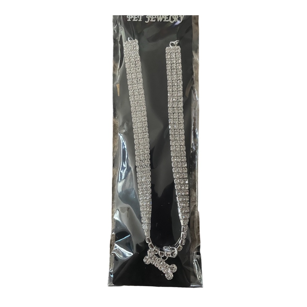 Brand new rhinestone with bone pendant pet collar (clear rhinestones)